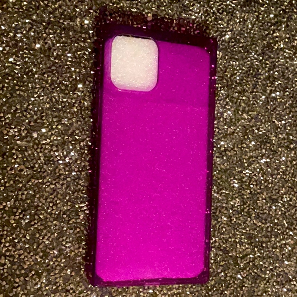 iPhone case - Picture 3 of 4